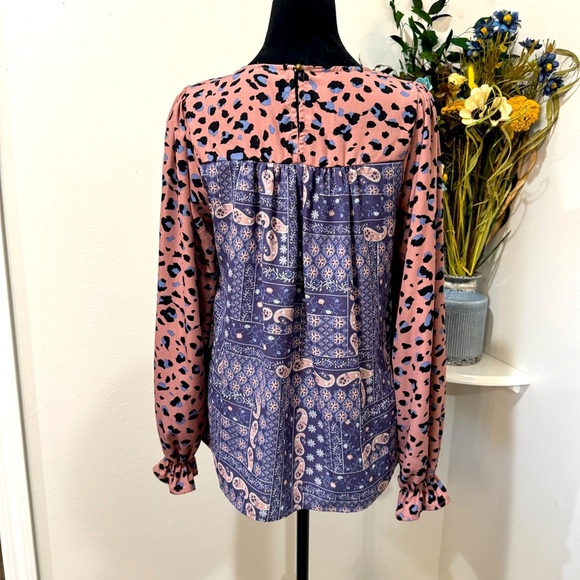 ANDREE BY UNIT Pink and Blue Patterned Blouse Tunic size Medium - Picture 5 of 8